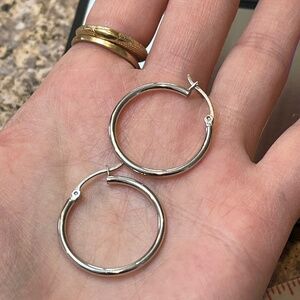 14k white gold hoop earrings
